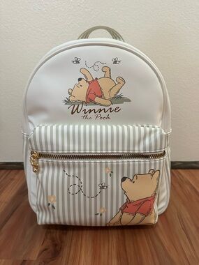 NWT Primark Disney Winnie the Pooh White & Beige Mini Backpack